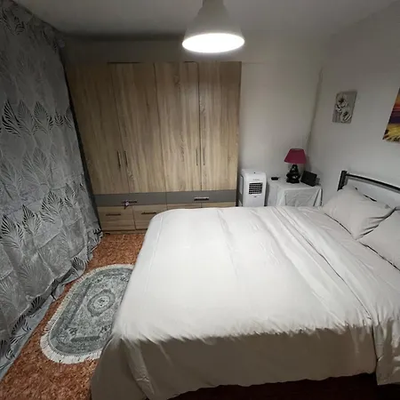 Apartment Queen Olgas Street